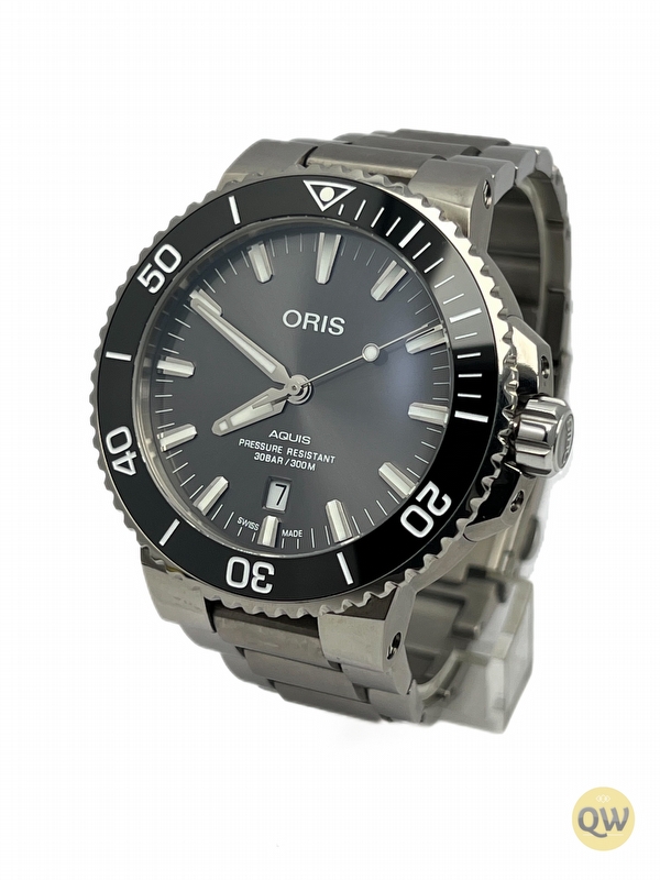 Oris Aquis Titanium Date