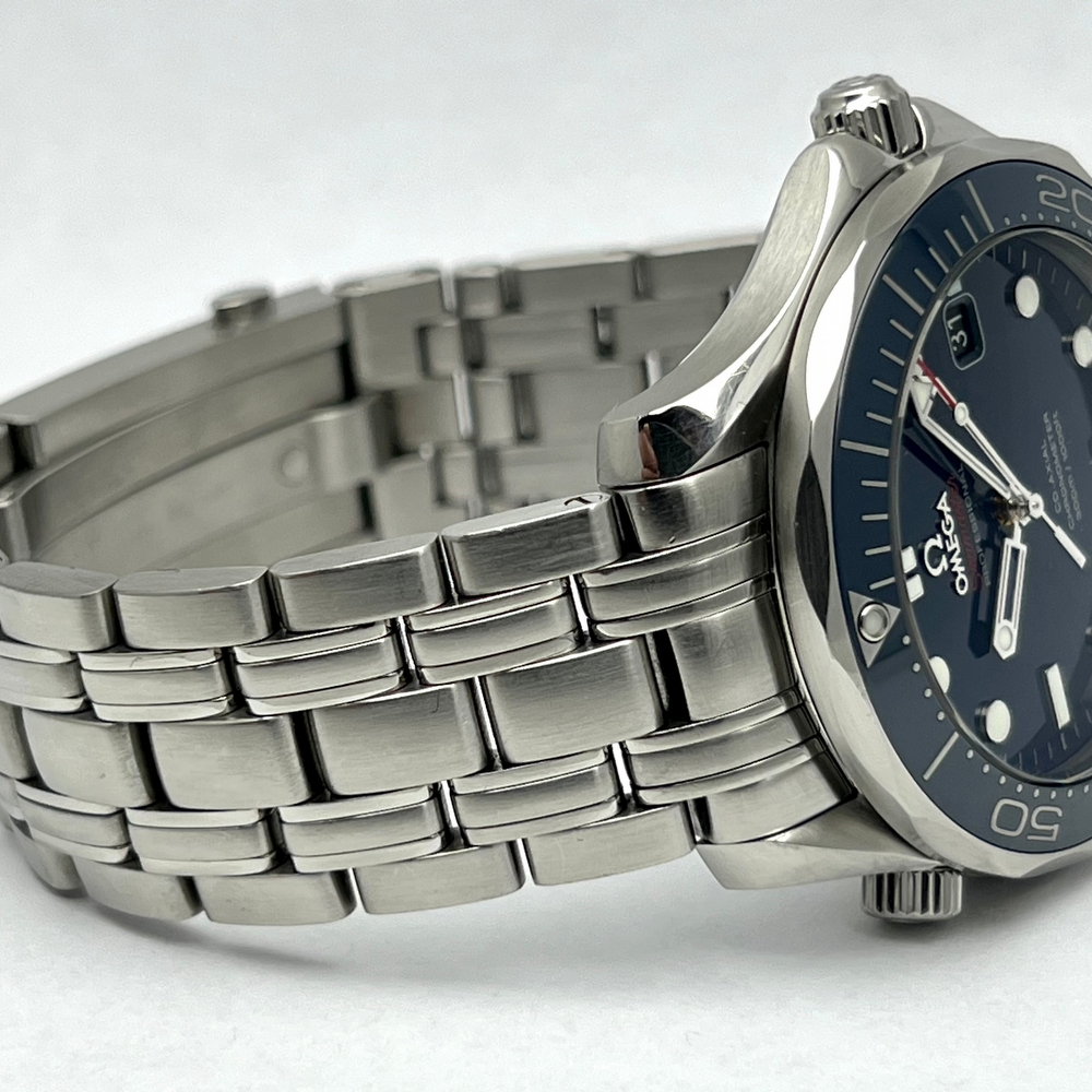 OMEGA SEAMASTER 300 MASTER CO-AXIAL CHRONOMETER