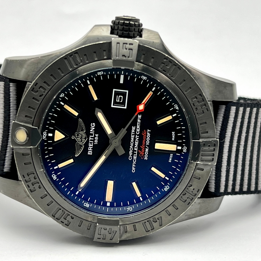 Breitling Avenger Blackbird