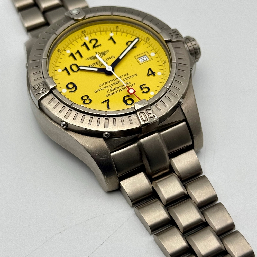 Breitling Avenger Seawolf Titanium Yellow 3000m Diver