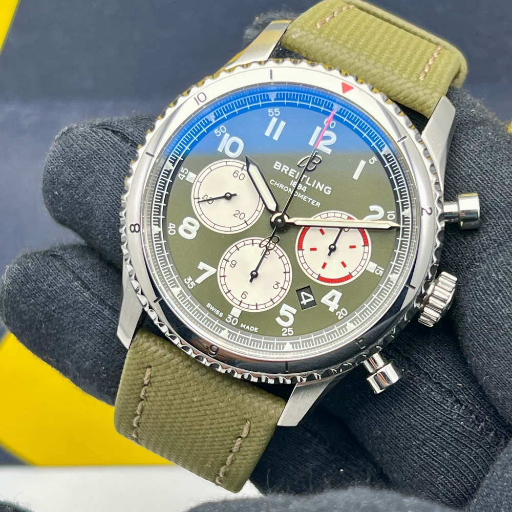 Breitling Aviator 8 B01 Curtiss Warhawk 