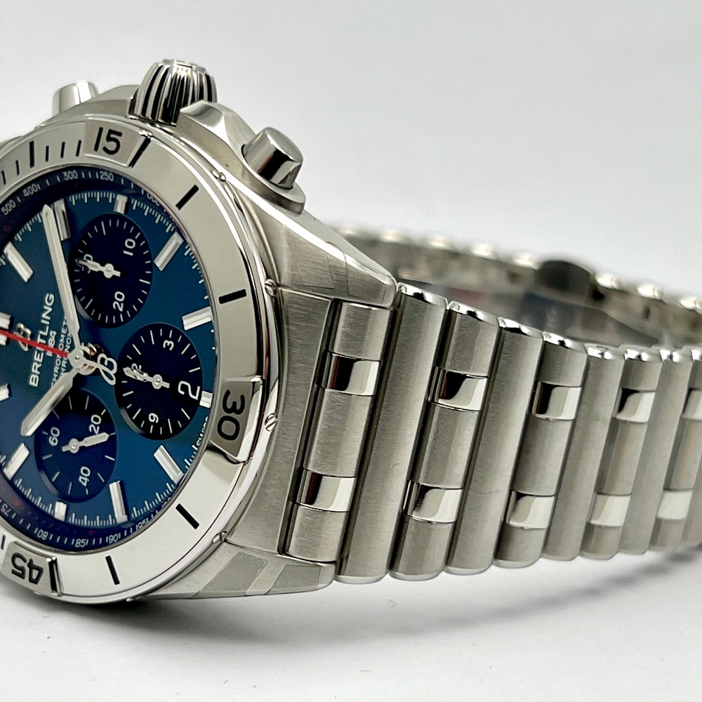 BREITLING CHRONOMAT B01 42