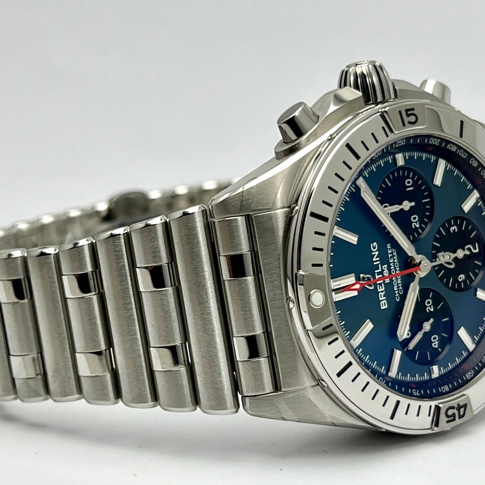 BREITLING CHRONOMAT B01 42