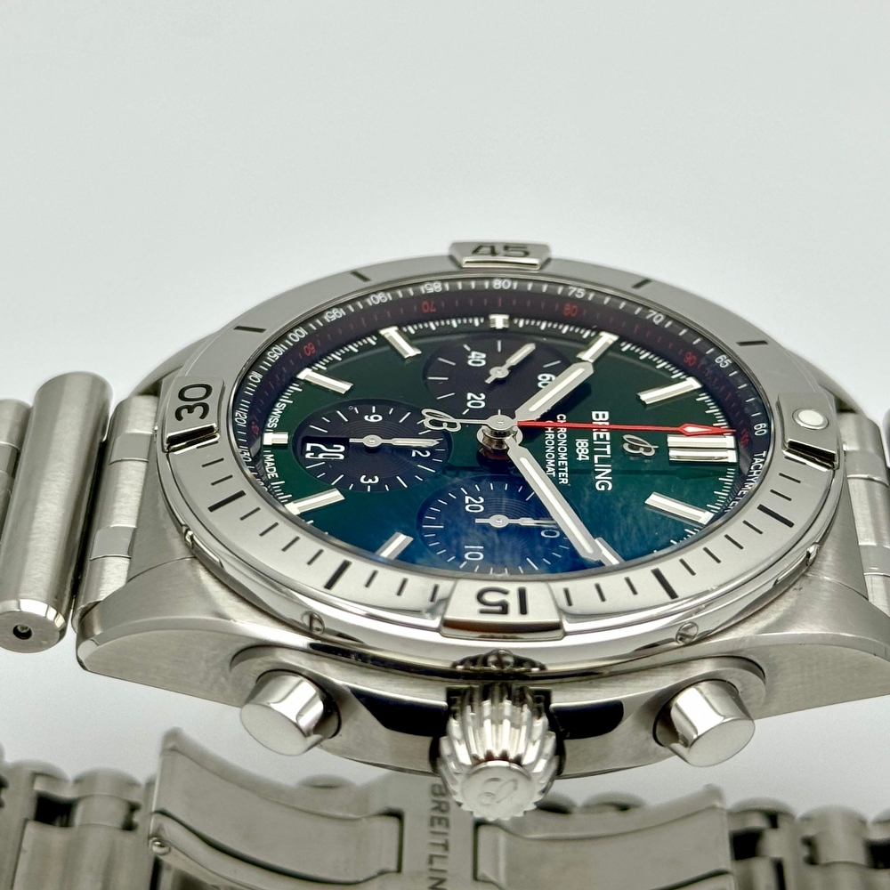 Breitling Chronomat B01 Green