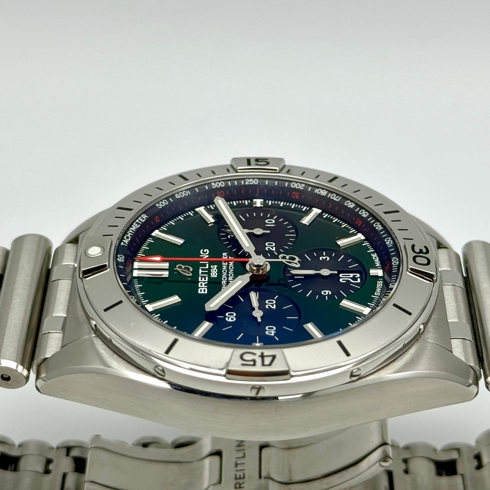 Breitling Chronomat B01 Green