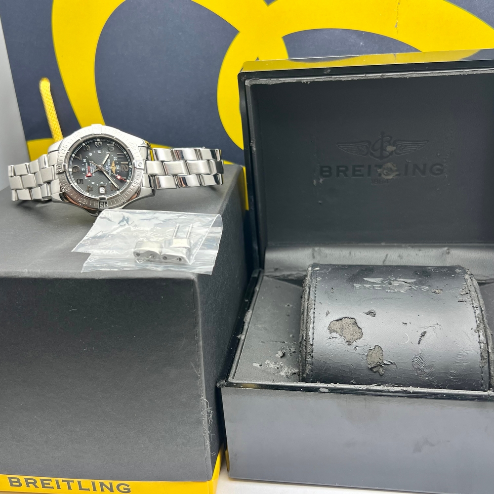 Breitling Colt GMT