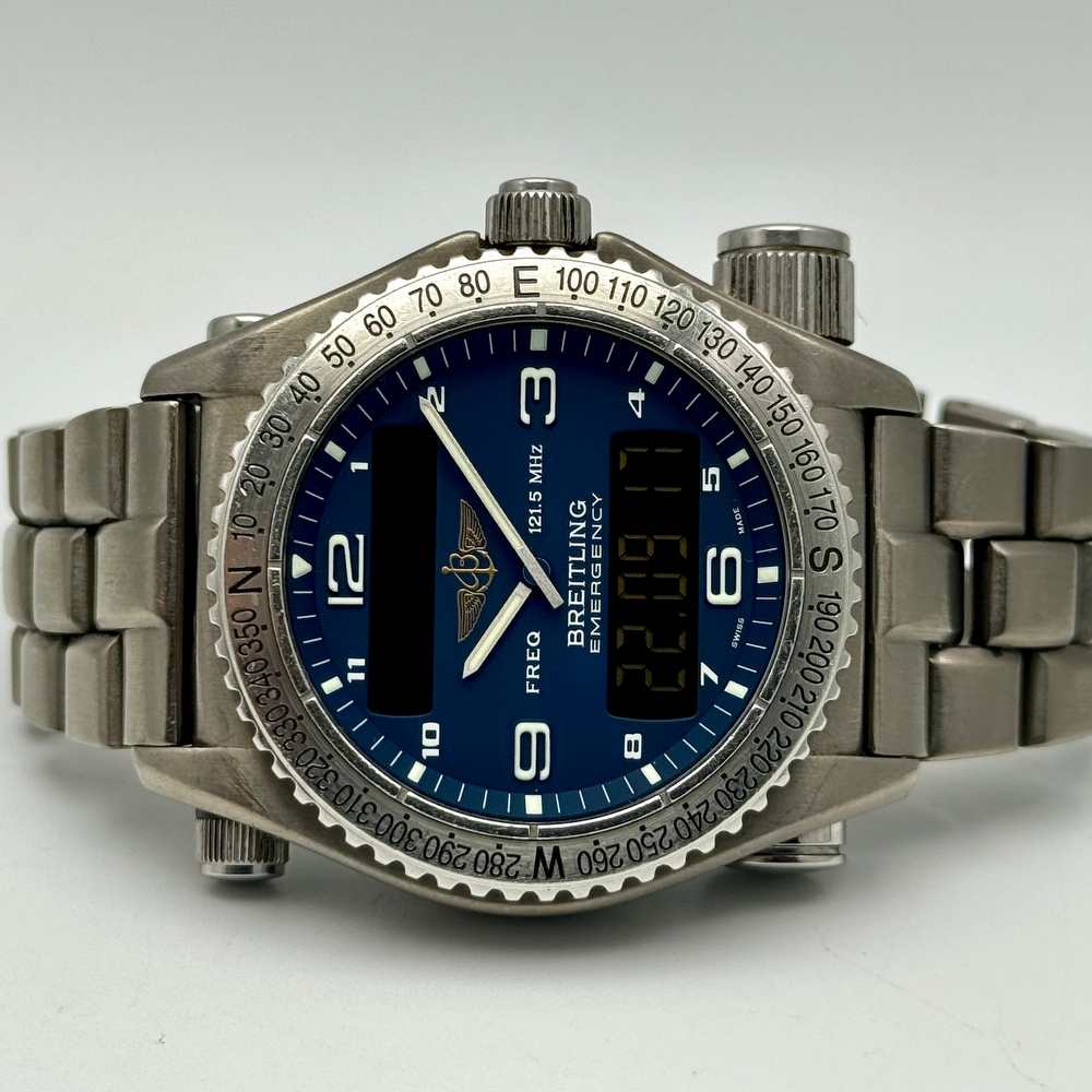 Breitling  Emergency 