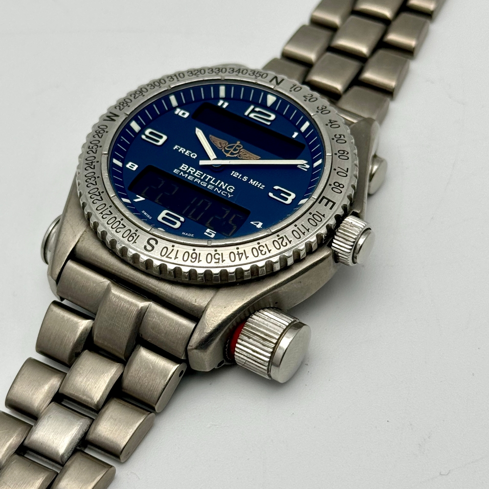 Breitling  Emergency 