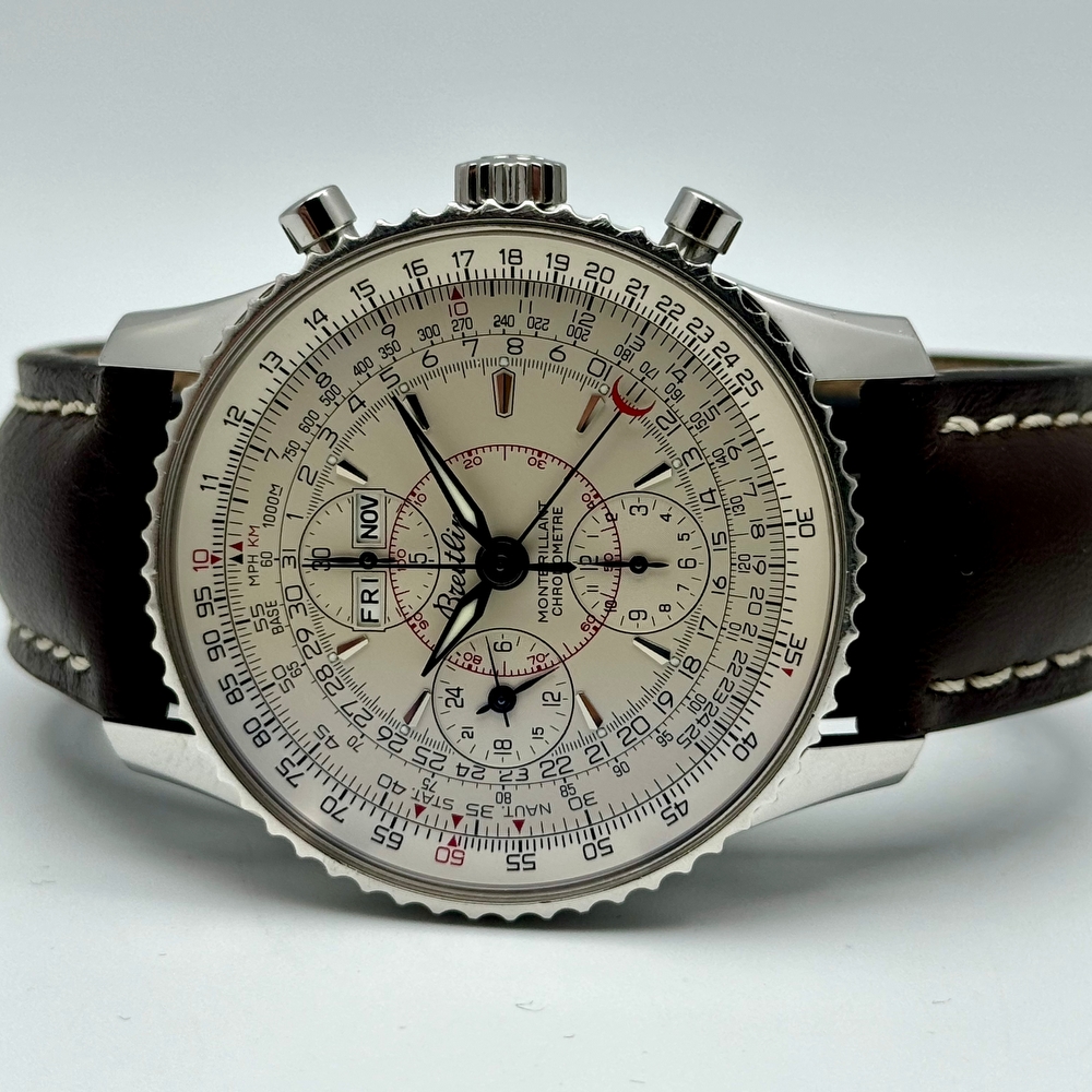 Breitling Navitimer Montbrillant Datora White 