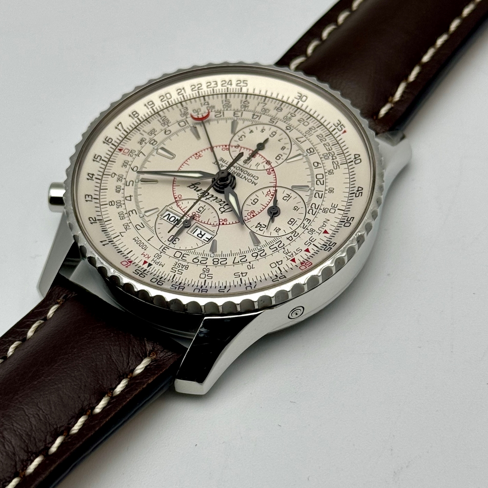 Breitling Navitimer Montbrillant Datora White 