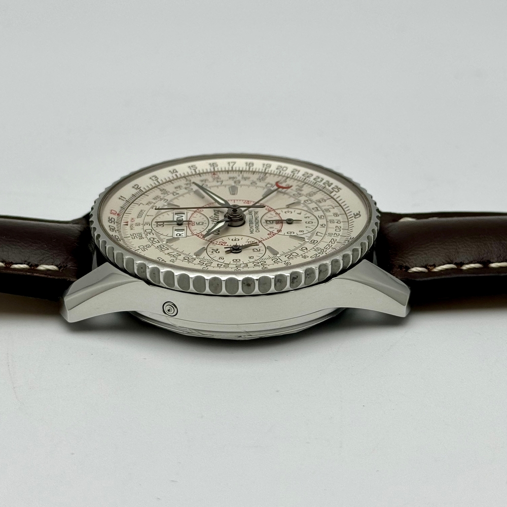 Breitling Navitimer Montbrillant Datora White 