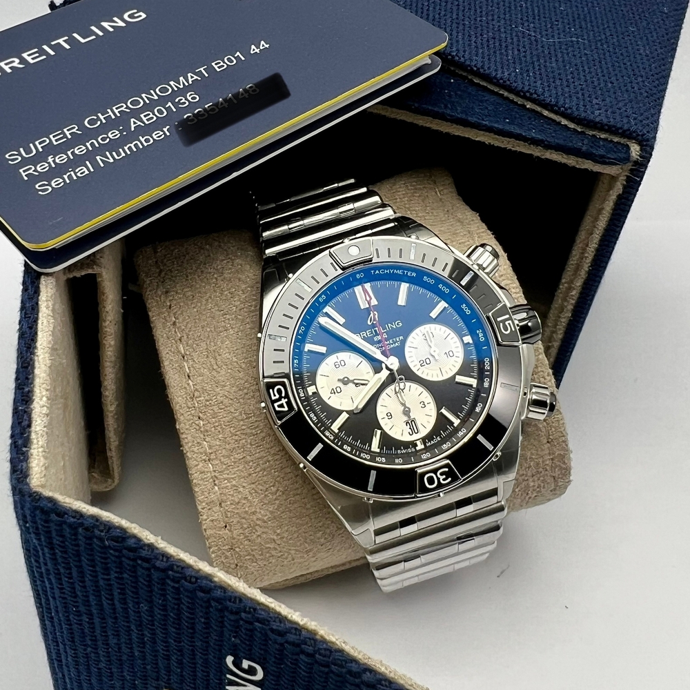 Breitling Super Chronomat B01