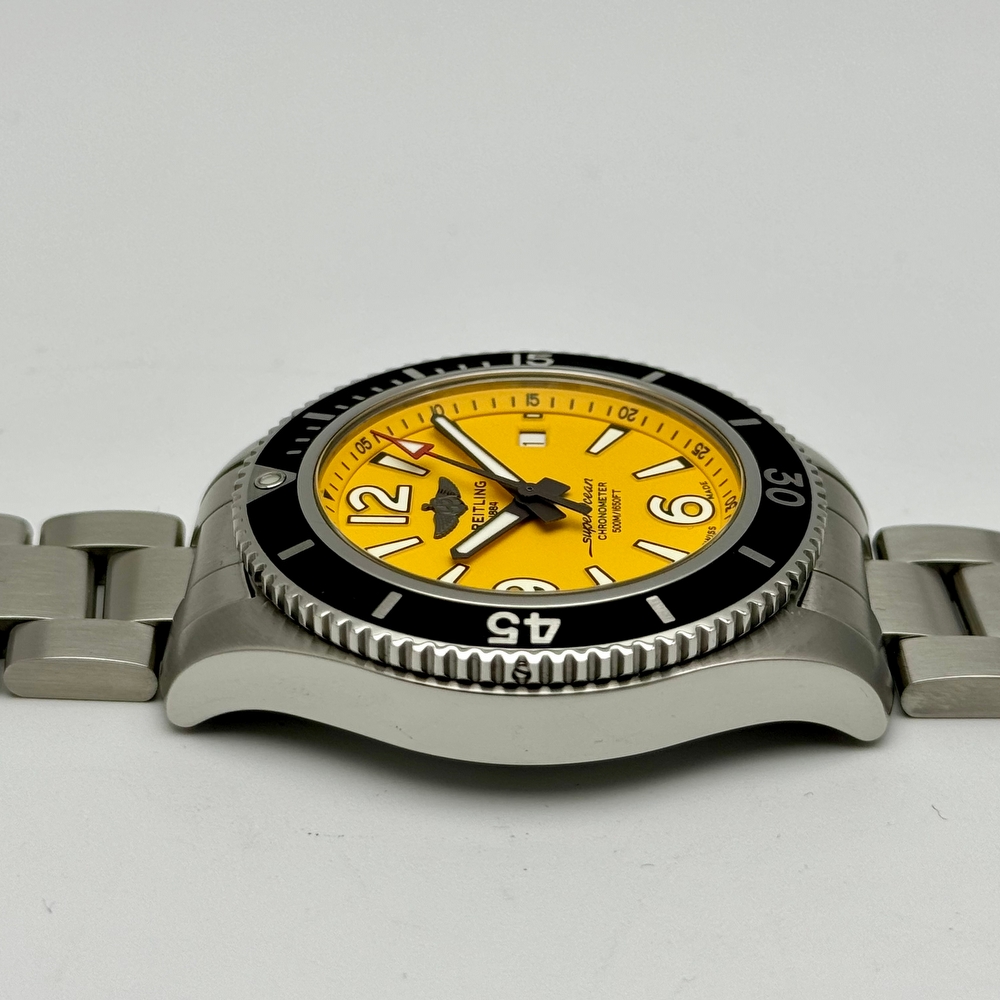 Breitling Superocean 42 Yellow 