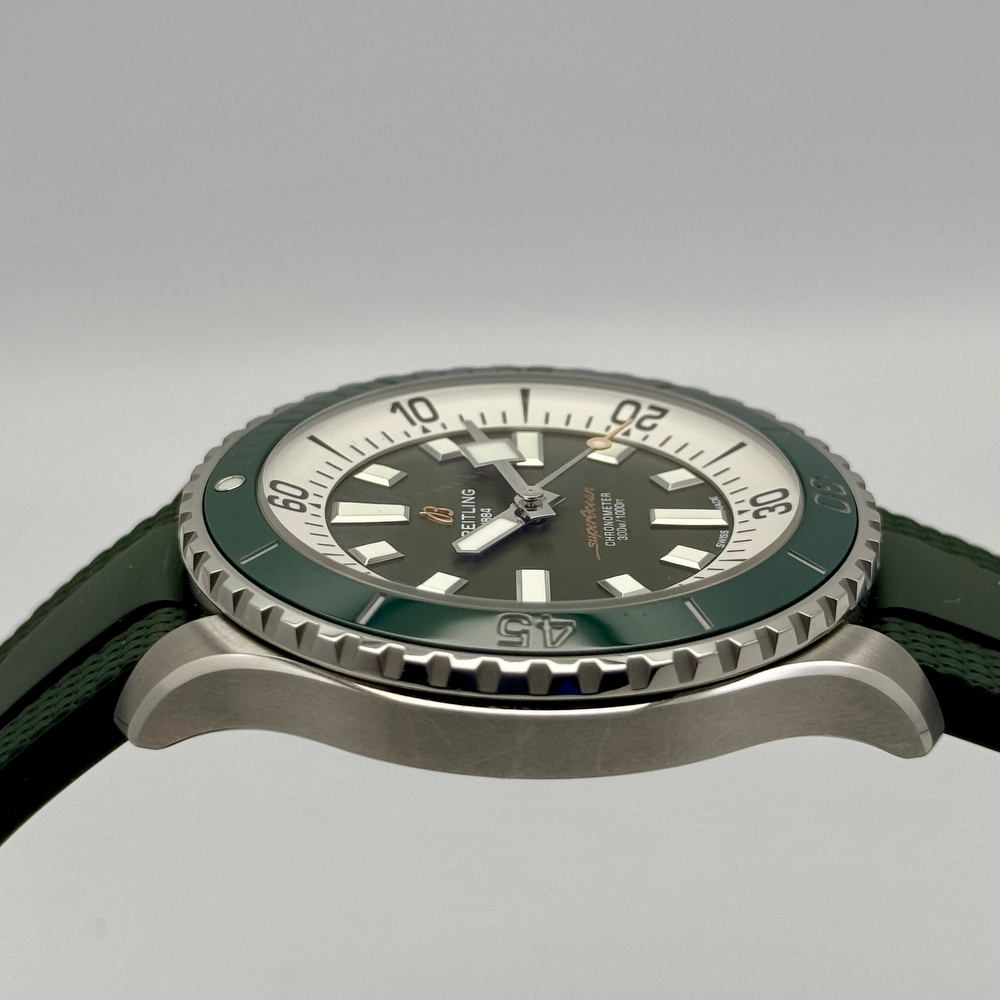 Breitling SuperOcean 44 Green