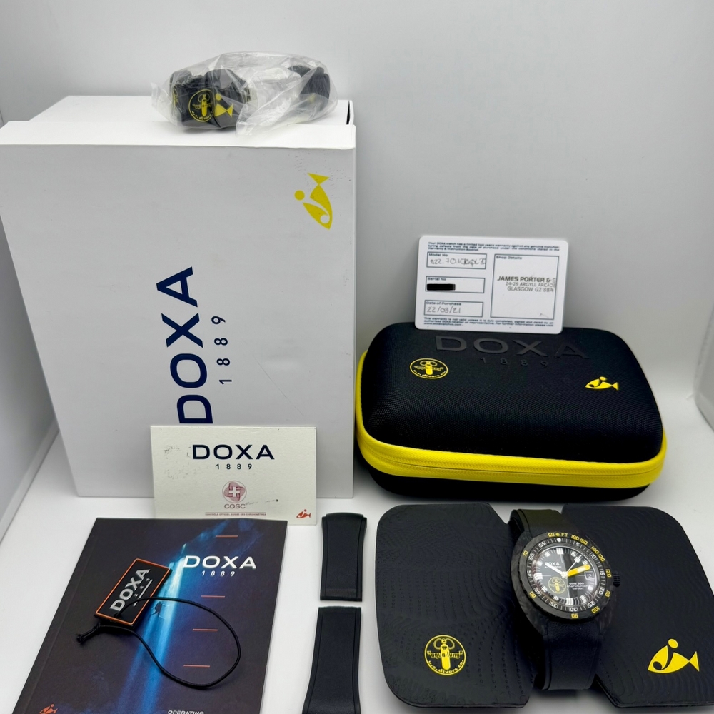 Doxa Sub300 Carbon Aqualung COSC