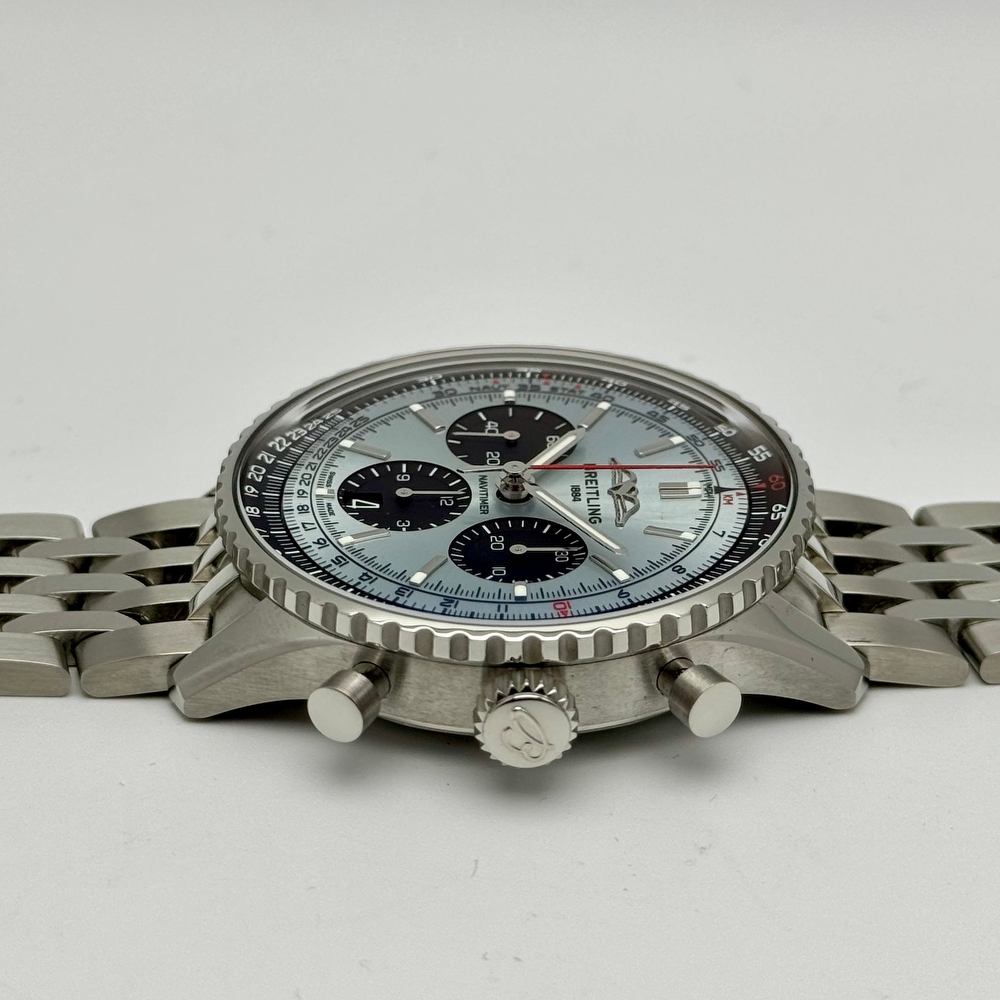 BREITLING NAVITIMER B01 CHRONOGRAPH 43