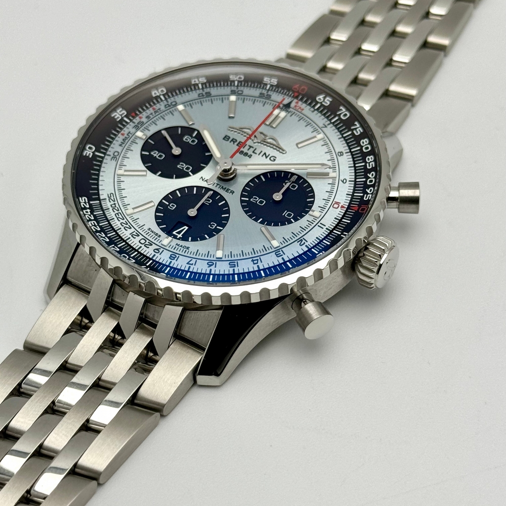 BREITLING NAVITIMER B01 CHRONOGRAPH 43