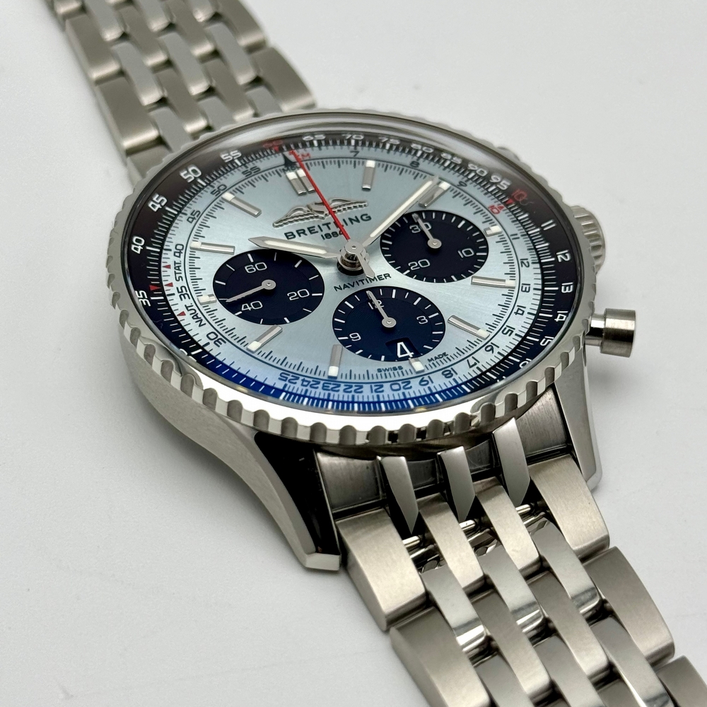 BREITLING NAVITIMER B01 CHRONOGRAPH 43