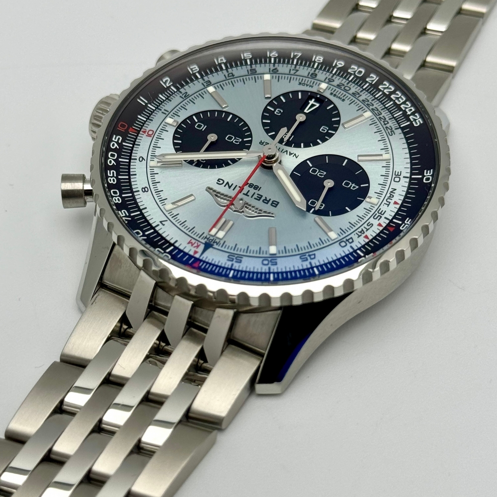 BREITLING NAVITIMER B01 CHRONOGRAPH 43