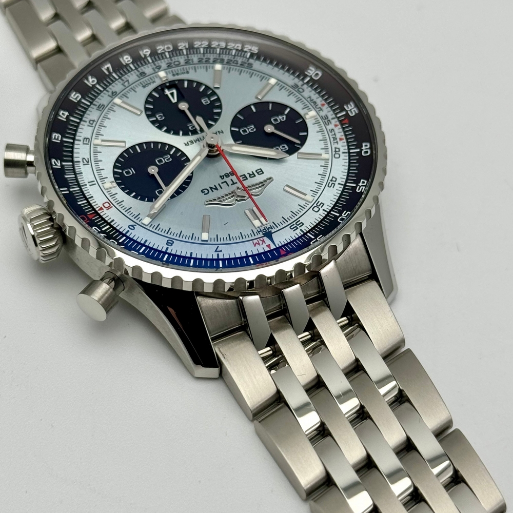 BREITLING NAVITIMER B01 CHRONOGRAPH 43