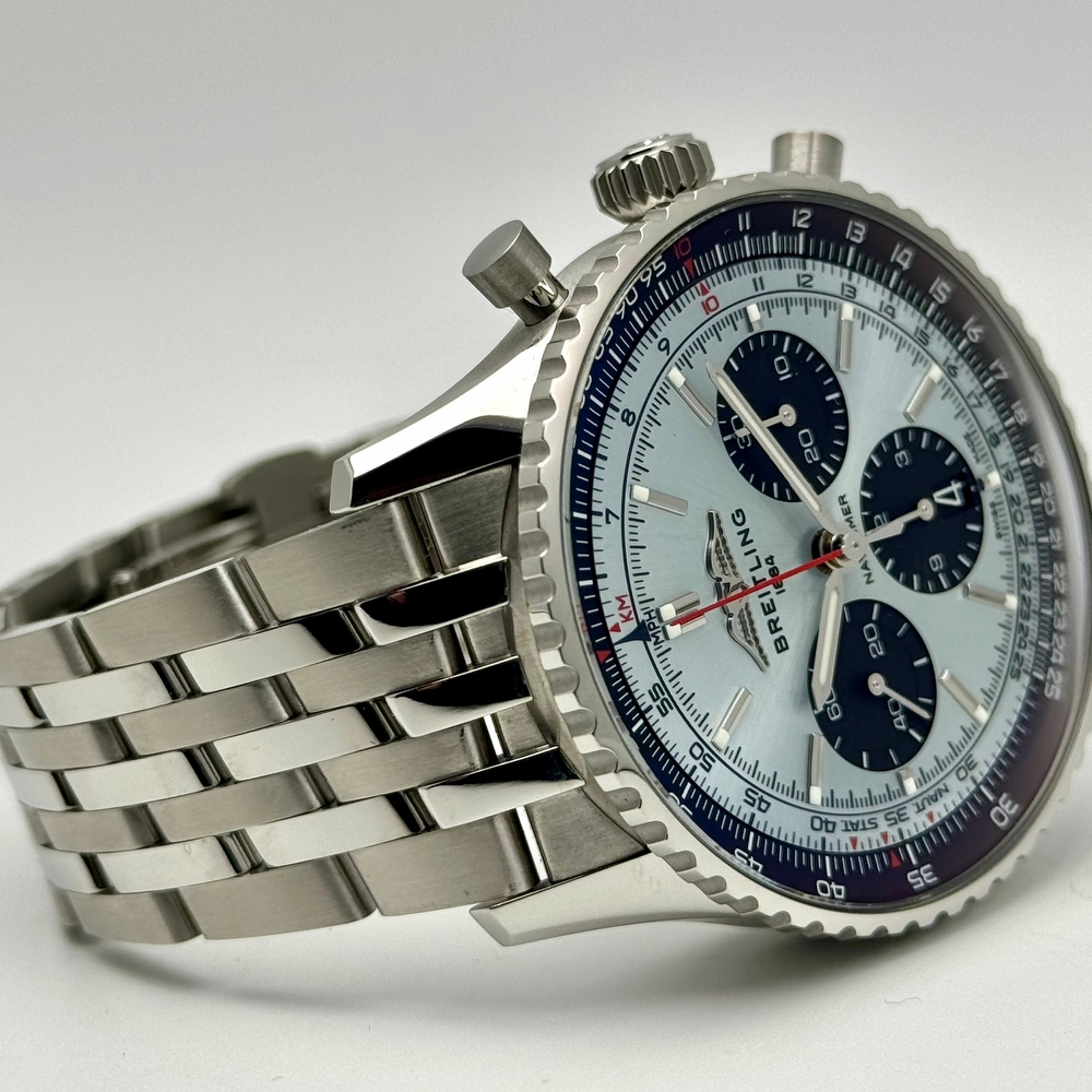 BREITLING NAVITIMER B01 CHRONOGRAPH 43