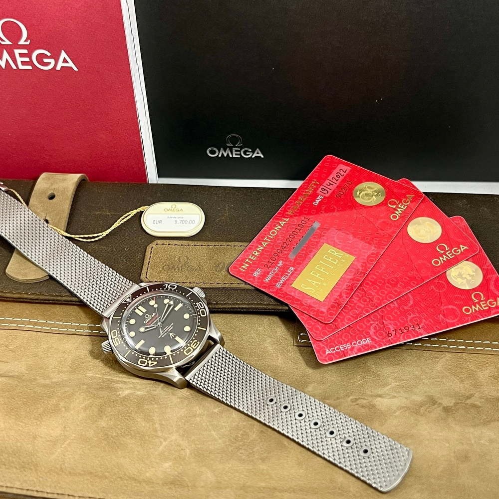 Omega Seamaster 300M 007 No Time To Die Edition