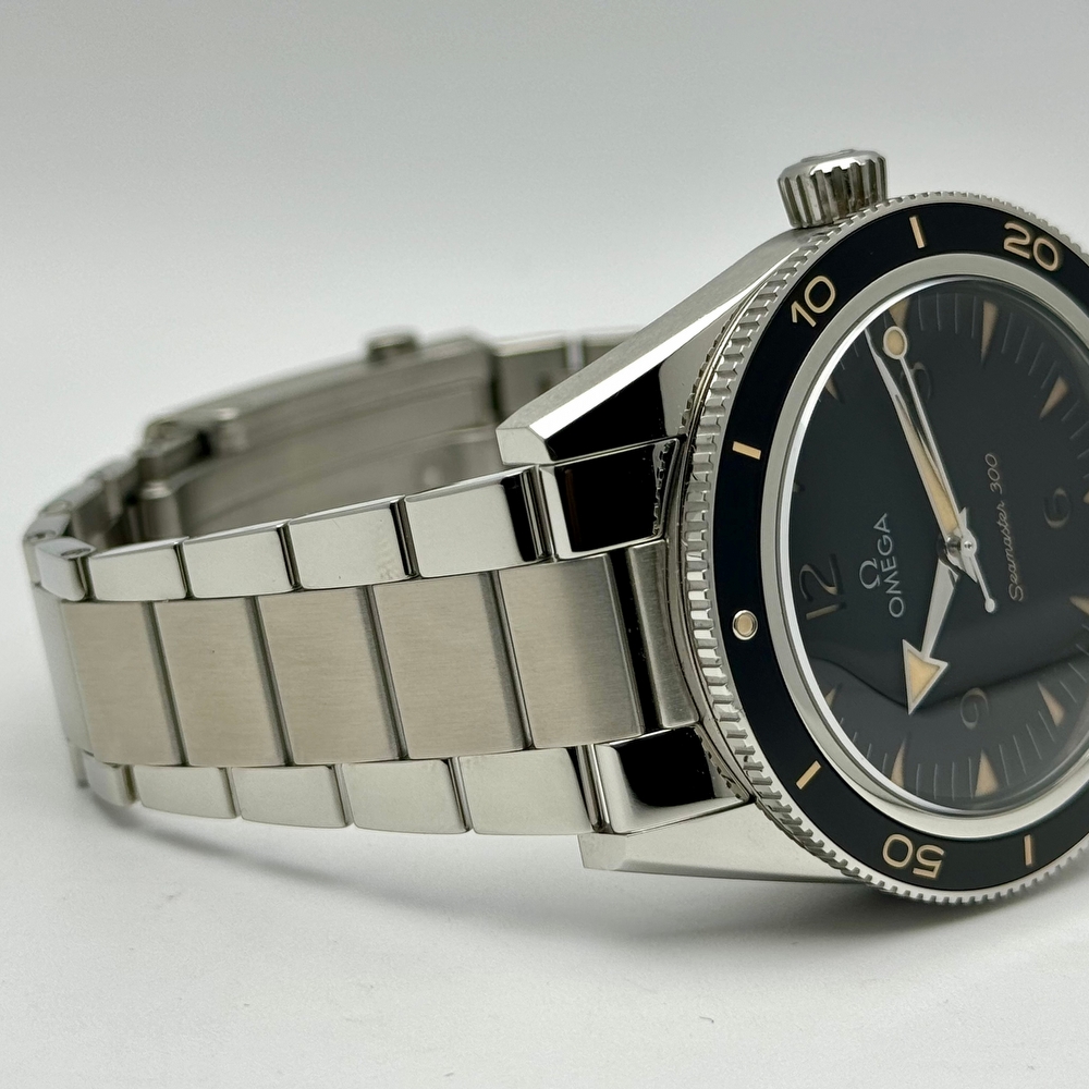 OMEGA Seamaster 300 Co-Axial Master Chronometer