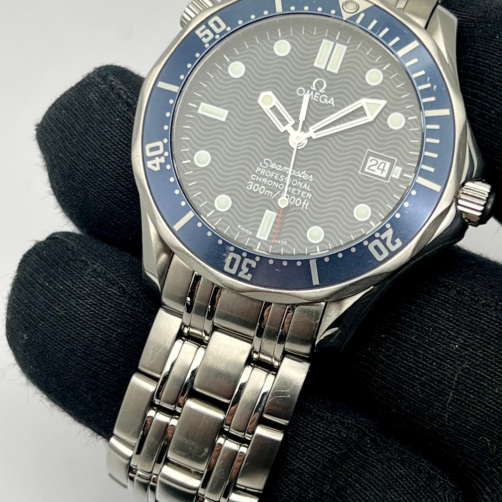 Omega Seamaster Automatic Bond 