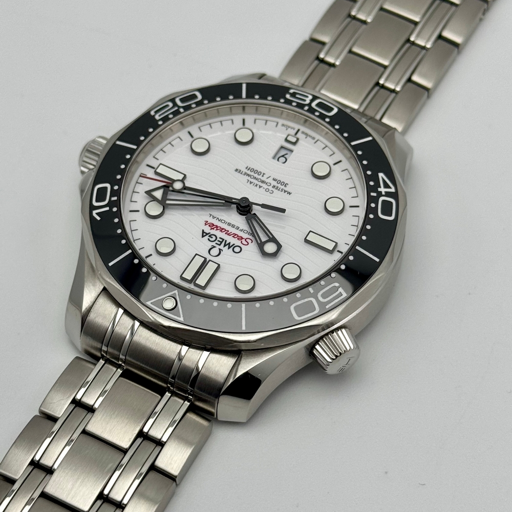 Omega Seamaster Diver CO AXIAL Master Chronometer 