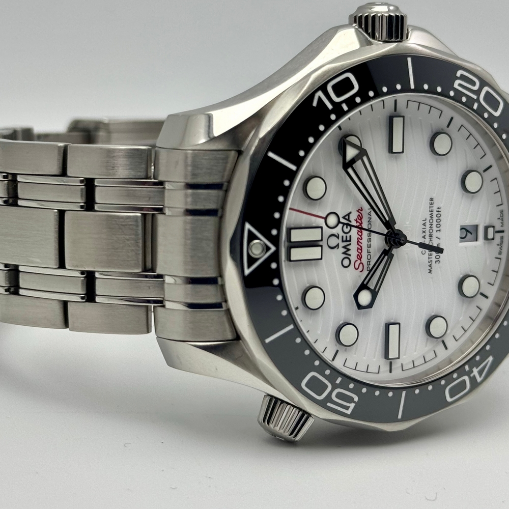 Omega Seamaster Diver CO AXIAL Master Chronometer 