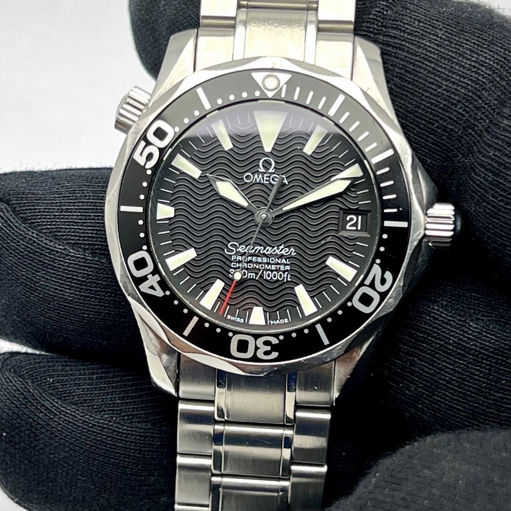 Omega Seamaster Midsize Automatic Chronometer 