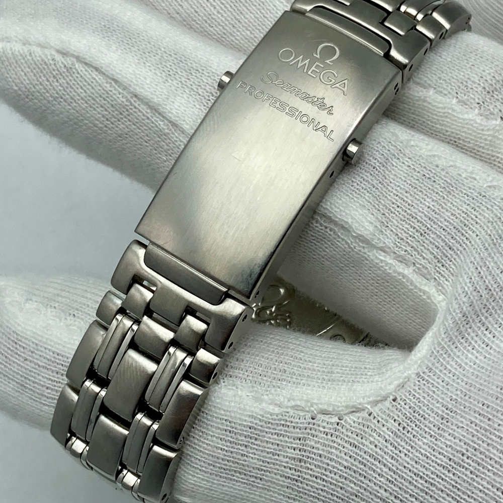 Omega Seamaster Professional 300M Bond Mid Size