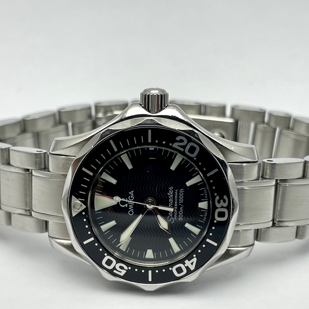 Omega Seamaster Professional 300M Lady 