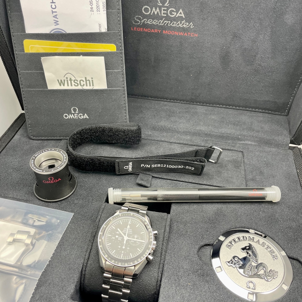 Omega Speedmaster Moonwatch