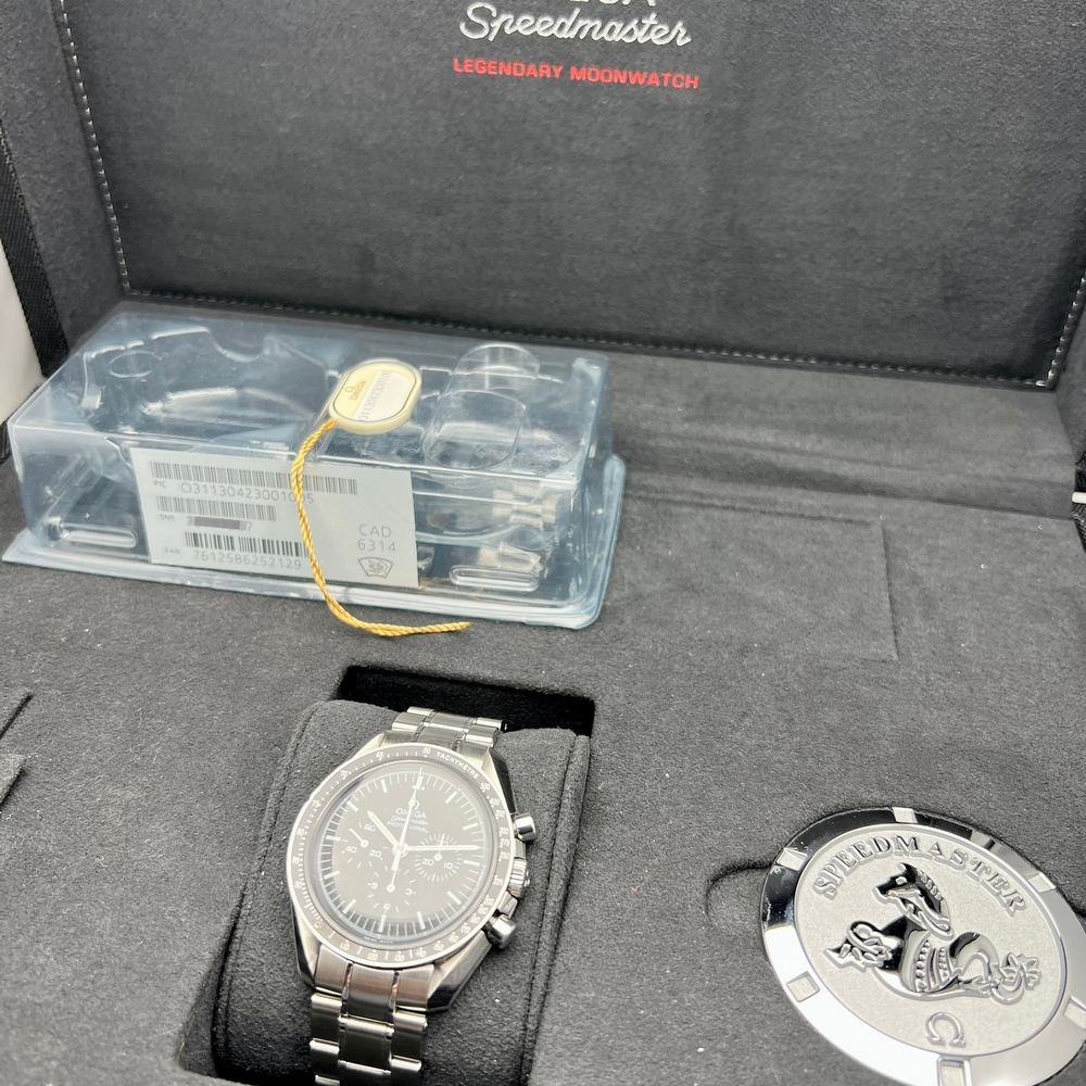 Omega Speedmaster Moonwatch Hesalite