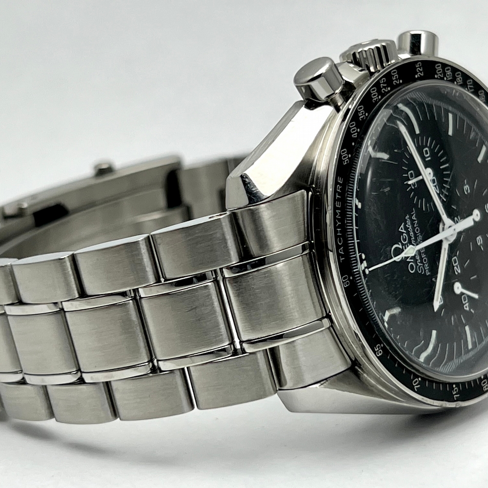 Omega Speedmaster Moonwatch Hesalite