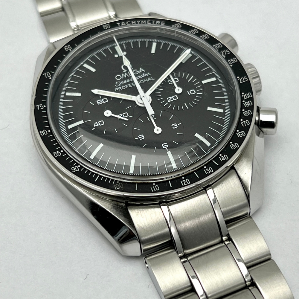 Omega Speedmaster Moonwatch Hesalite