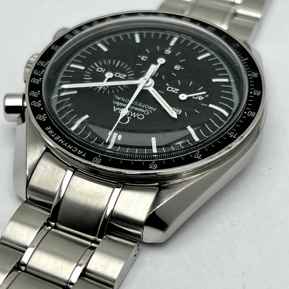 Omega Speedmaster Moonwatch Hesalite