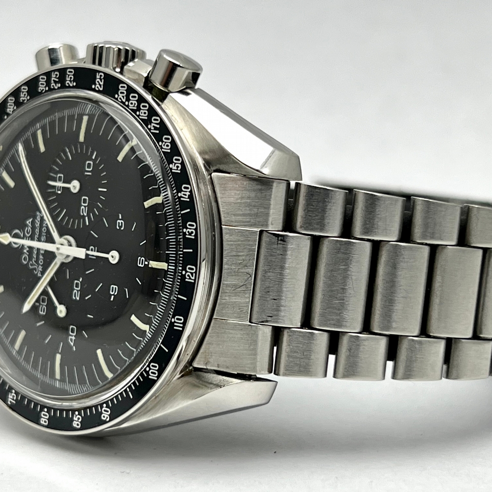 Omega Speedmaster Professional Moonwatch 