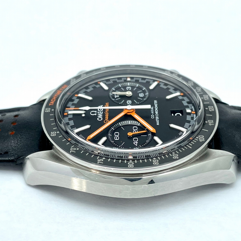 Omega Speedmaster Racing Master Chronometer