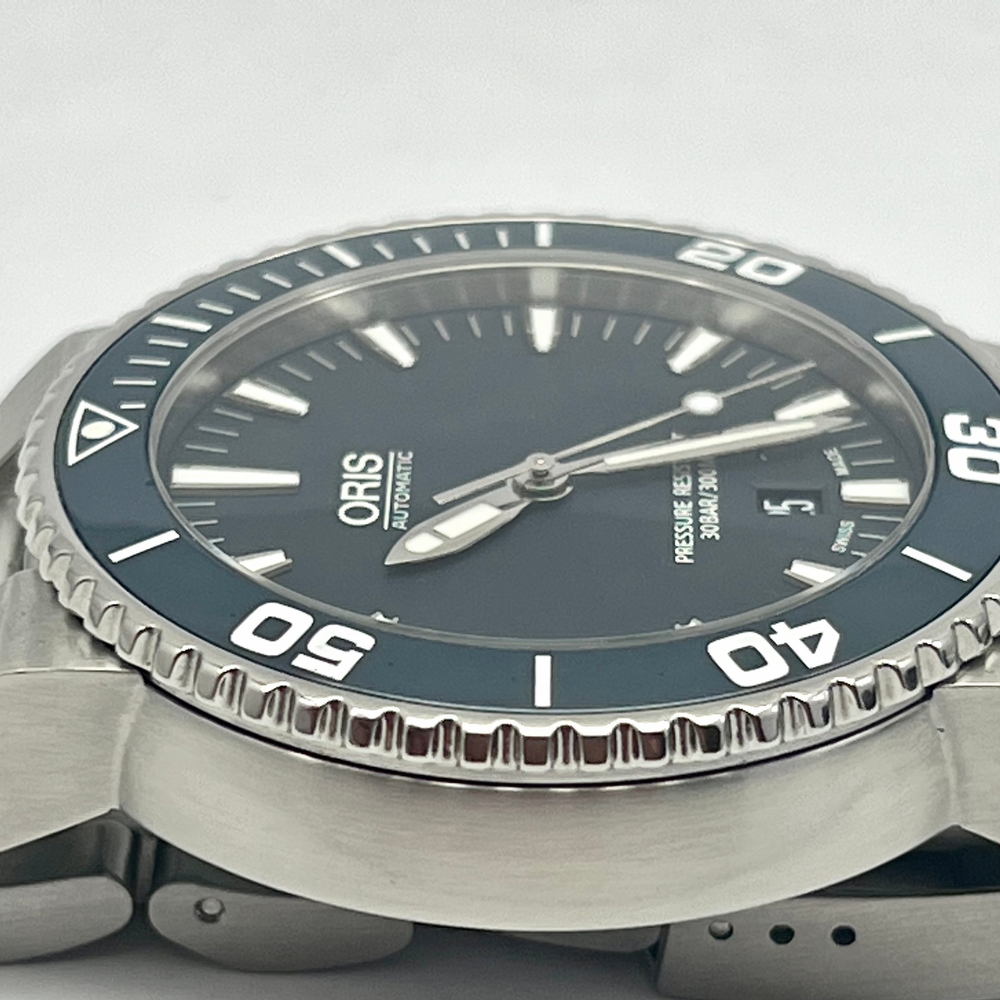 Oris Aquis Date Blue Steel and Rubber 