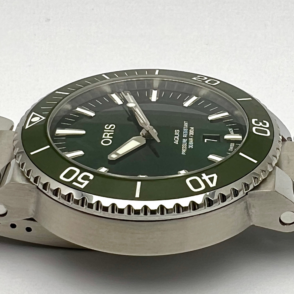 Oris Aquis Green