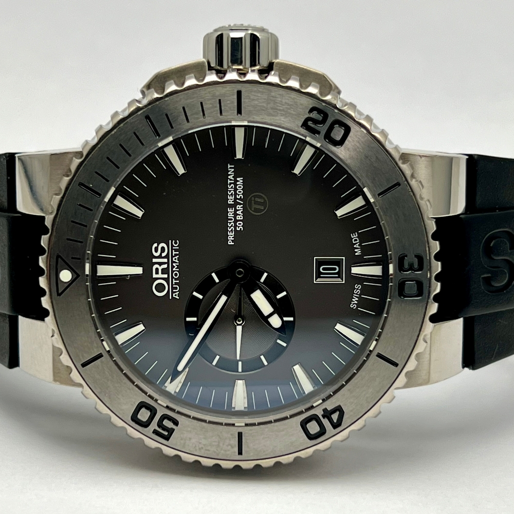 Oris Aquis Titan Small Second