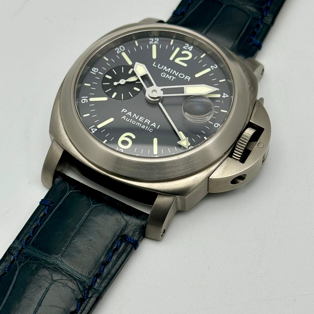 Panerai Luminor GMT Titanium