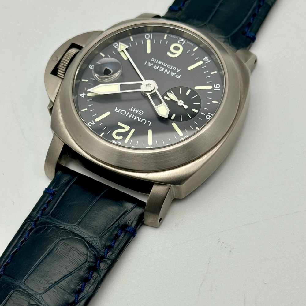 Panerai Luminor GMT Titanium