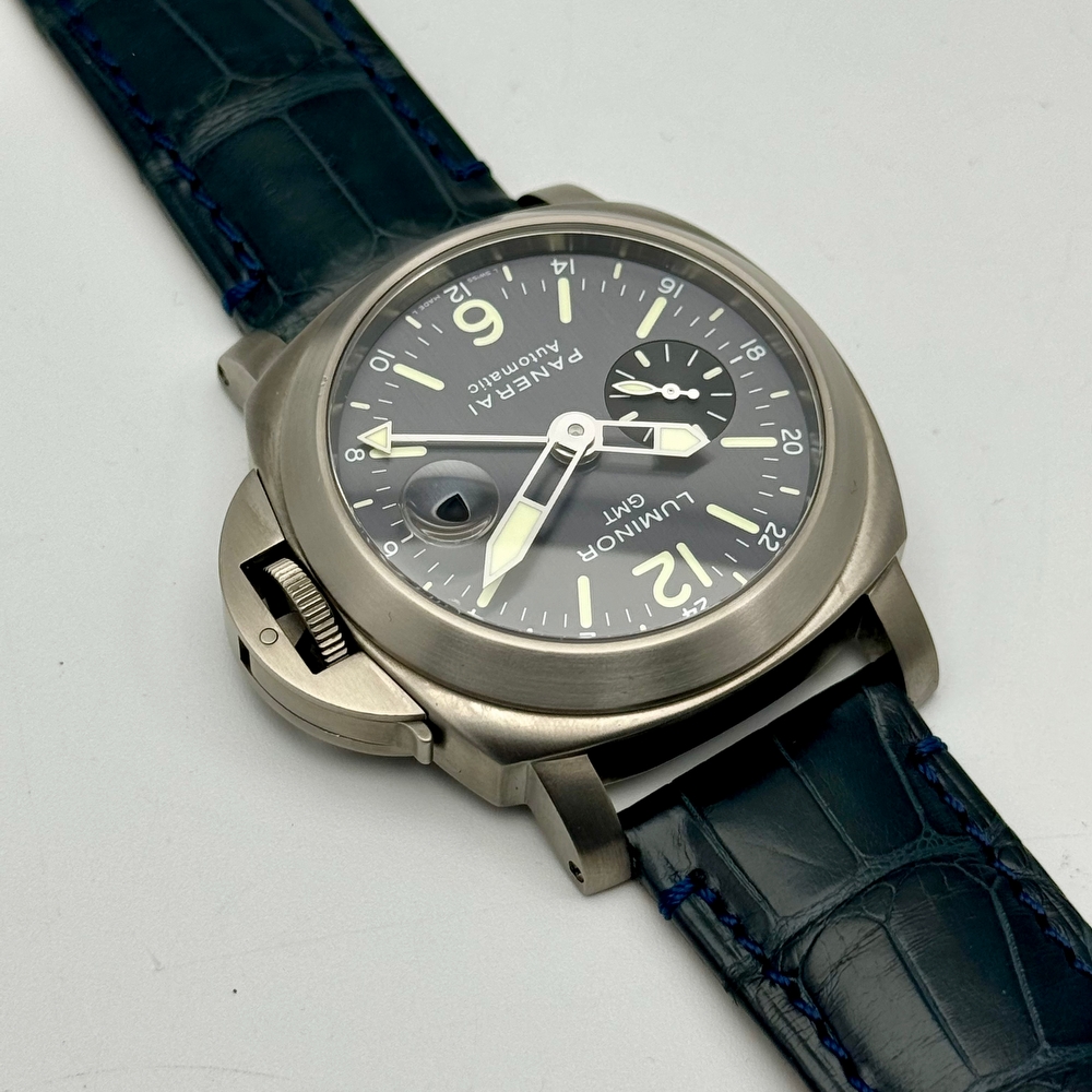 Panerai Luminor GMT Titanium