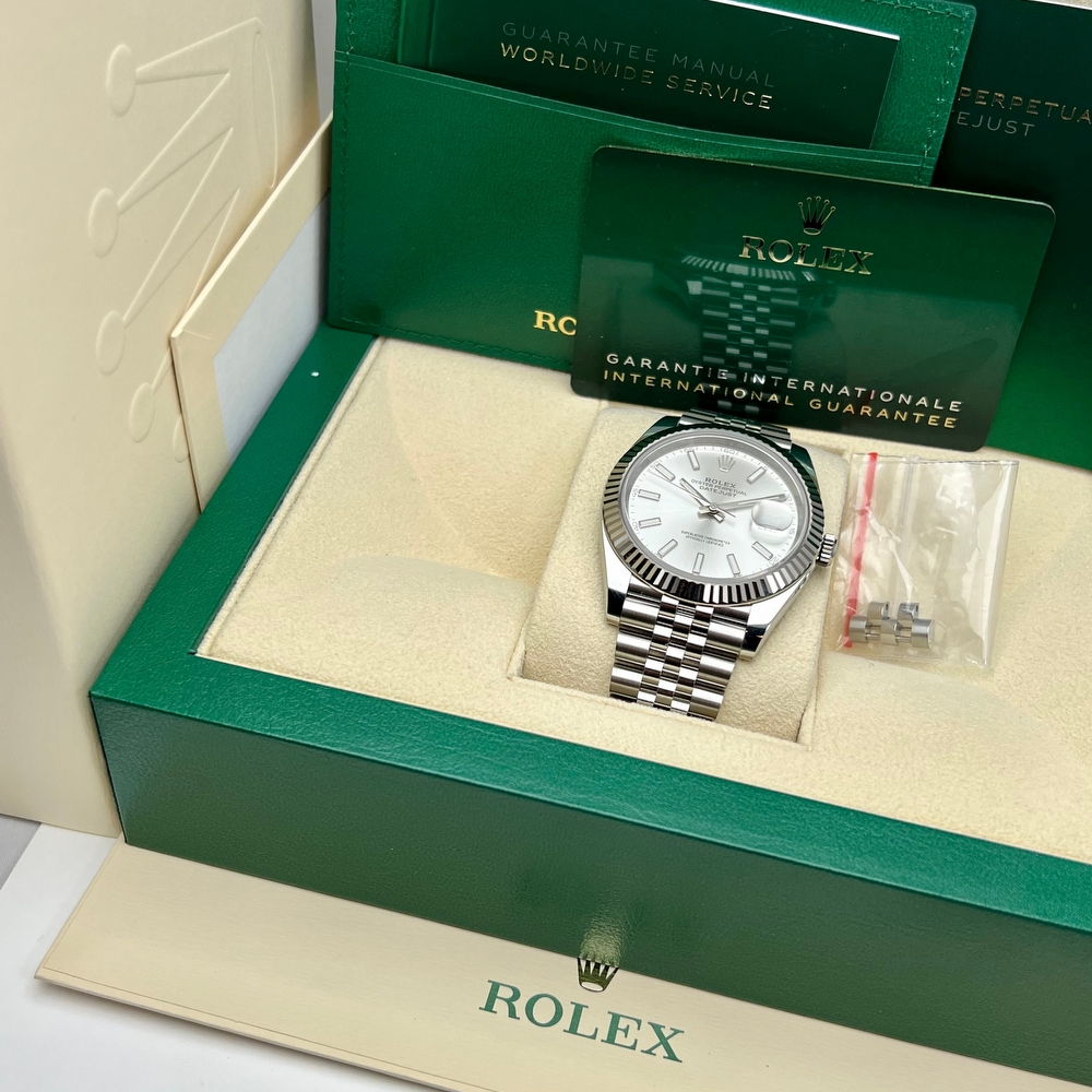 ROLEX DATEJUST 41 FLUTED JUBILEE SILVER DIAL