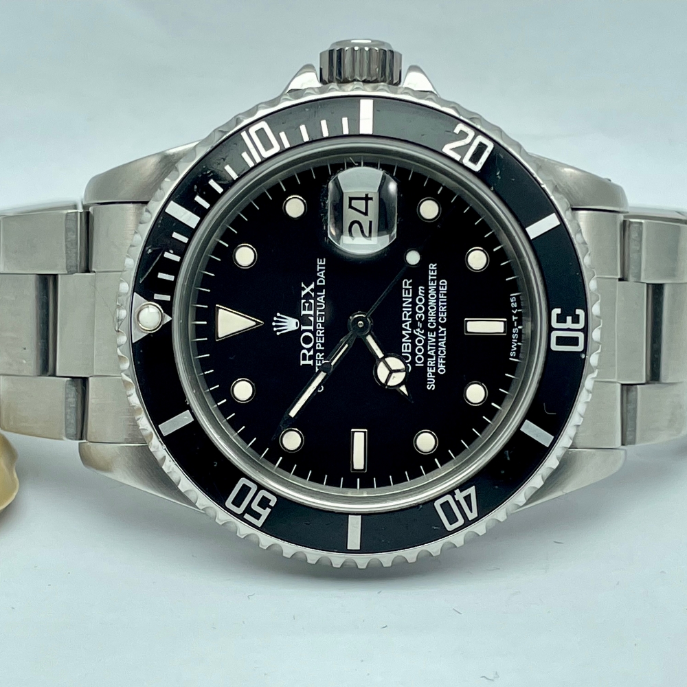 Rolex Submariner 16800