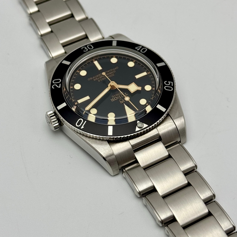 Tudor Black Bay 54