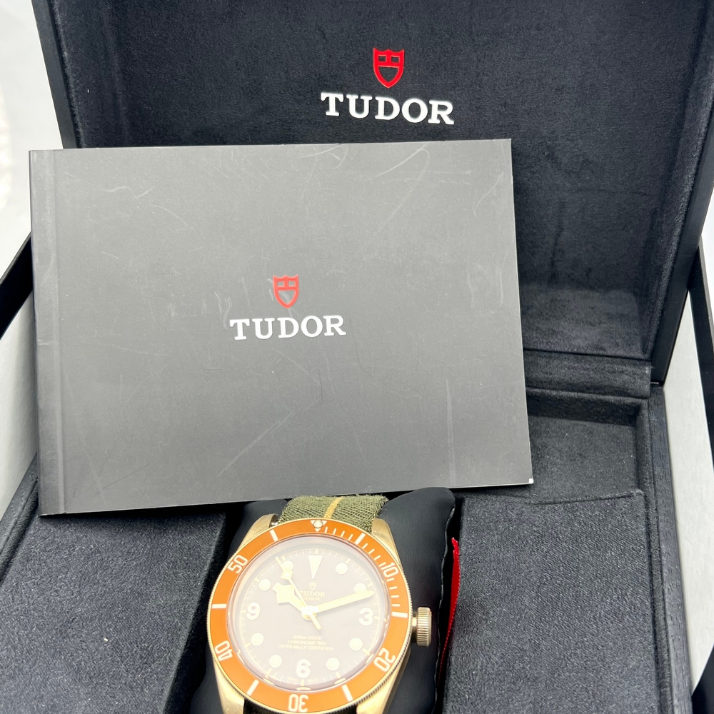 Tudor Black Bay Bronze 43